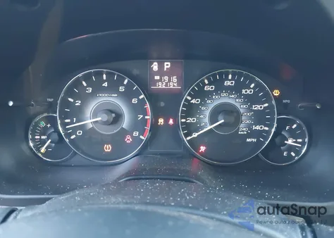 2010 Subaru Legacy 2.5I Premium из США, поврежденный, VIN 4S3BMCH65A3217969